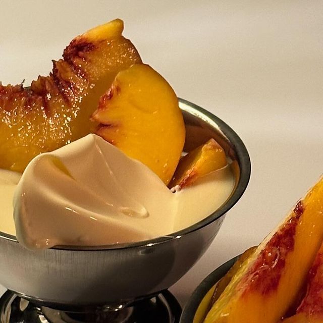 CANDLE | PEACHES + CREAM